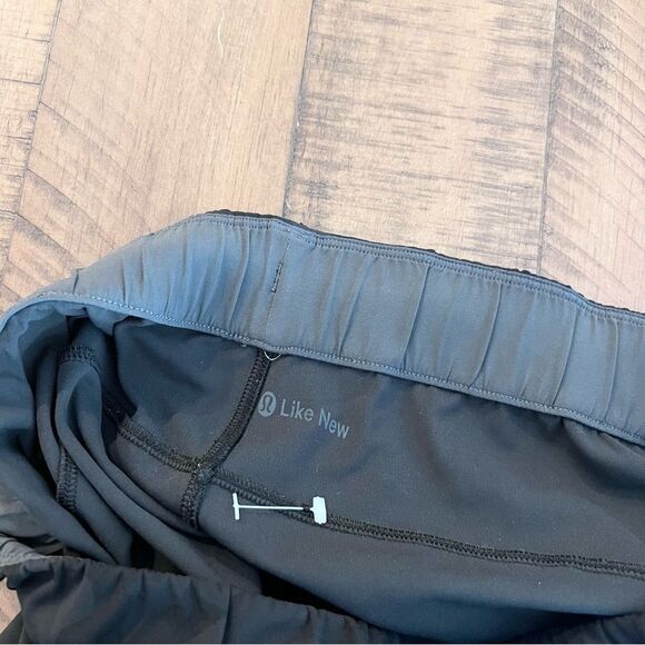 Lululemon Like New On The Fly Pant Drawstring Size 4 Black Gray Incognito - Picture 6 of 10